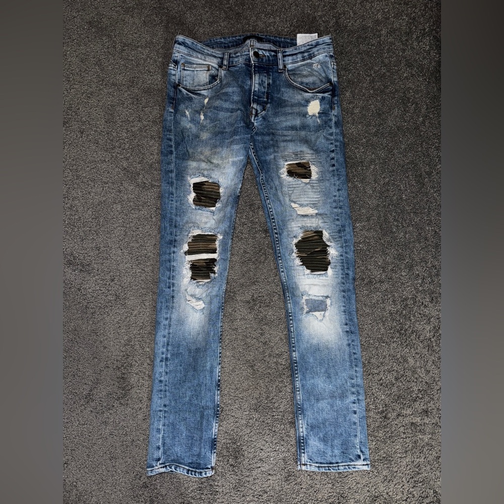 Zara Men's Distressed Camo Patch Skinny Jeans